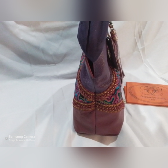 🌟Final🌟NWT SHARIF 1827 Tapestry Needlepoint Red & Purple Tote. - Picture 3 of 10